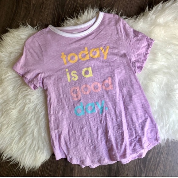 3/$15! Old Navy Everywear Graphic Tee - Picture 2 of 5